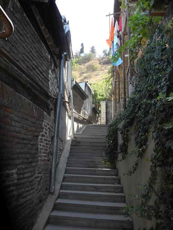Cherdachok Tbilisi Exterior foto